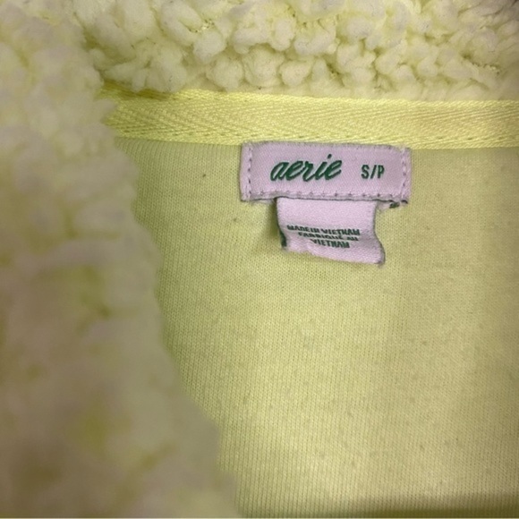 Aerie Neon Quarter Snap Button Sherpa Fleece
Sweater Pullover - Picture 3 of 8